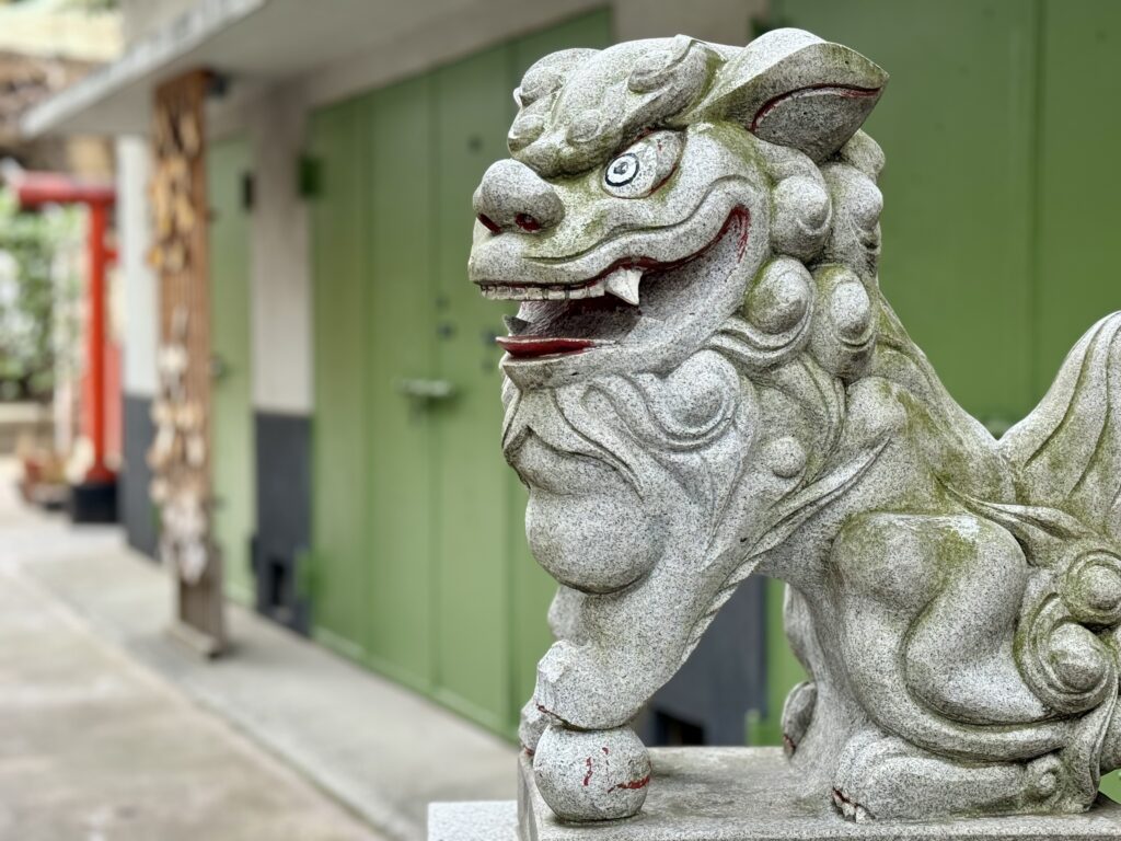 神社の狛犬